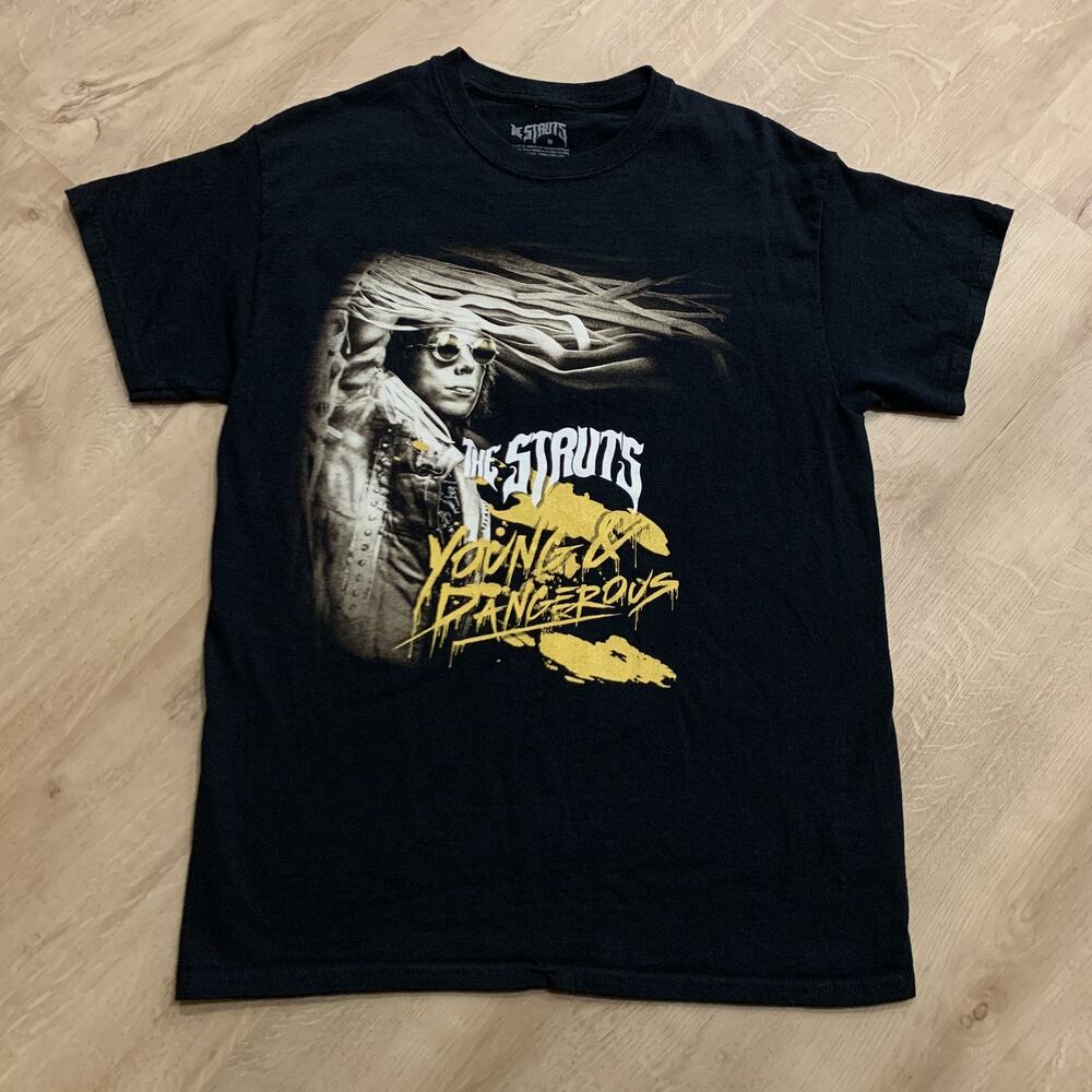 The Struts Young And Dangerous 2019 Tour T-Shirt Mens Medium M British Glam Rock